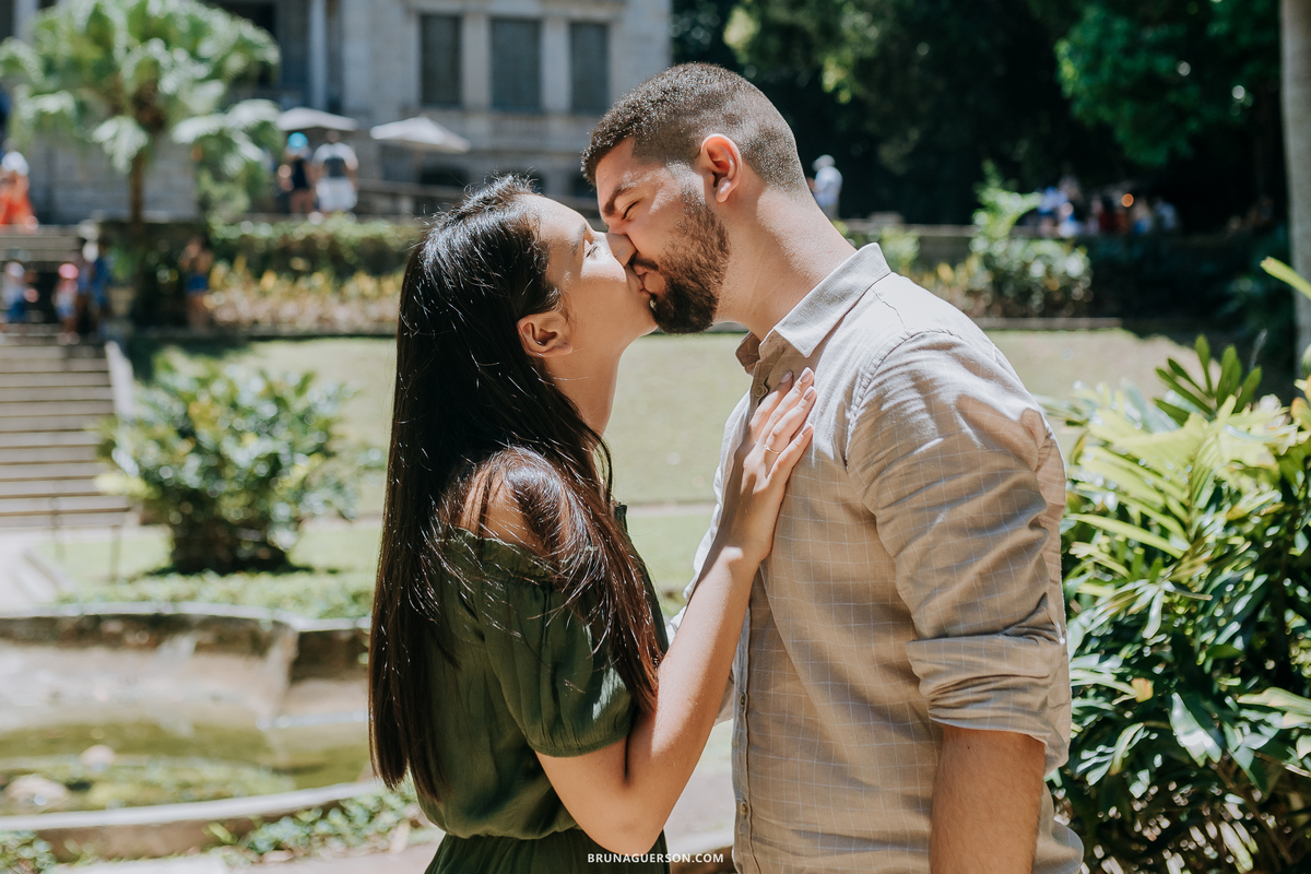 ensaio de casal Rio de Janeiro externo parque lage fotografia rj pedido noivado