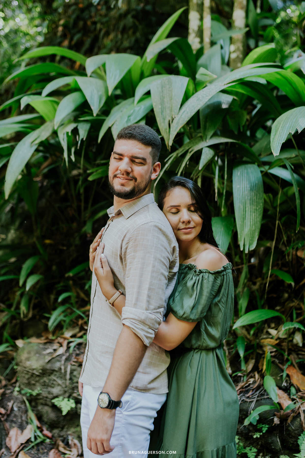 ensaio de casal Rio de Janeiro externo parque lage fotografia rj ao ar livre natureza 