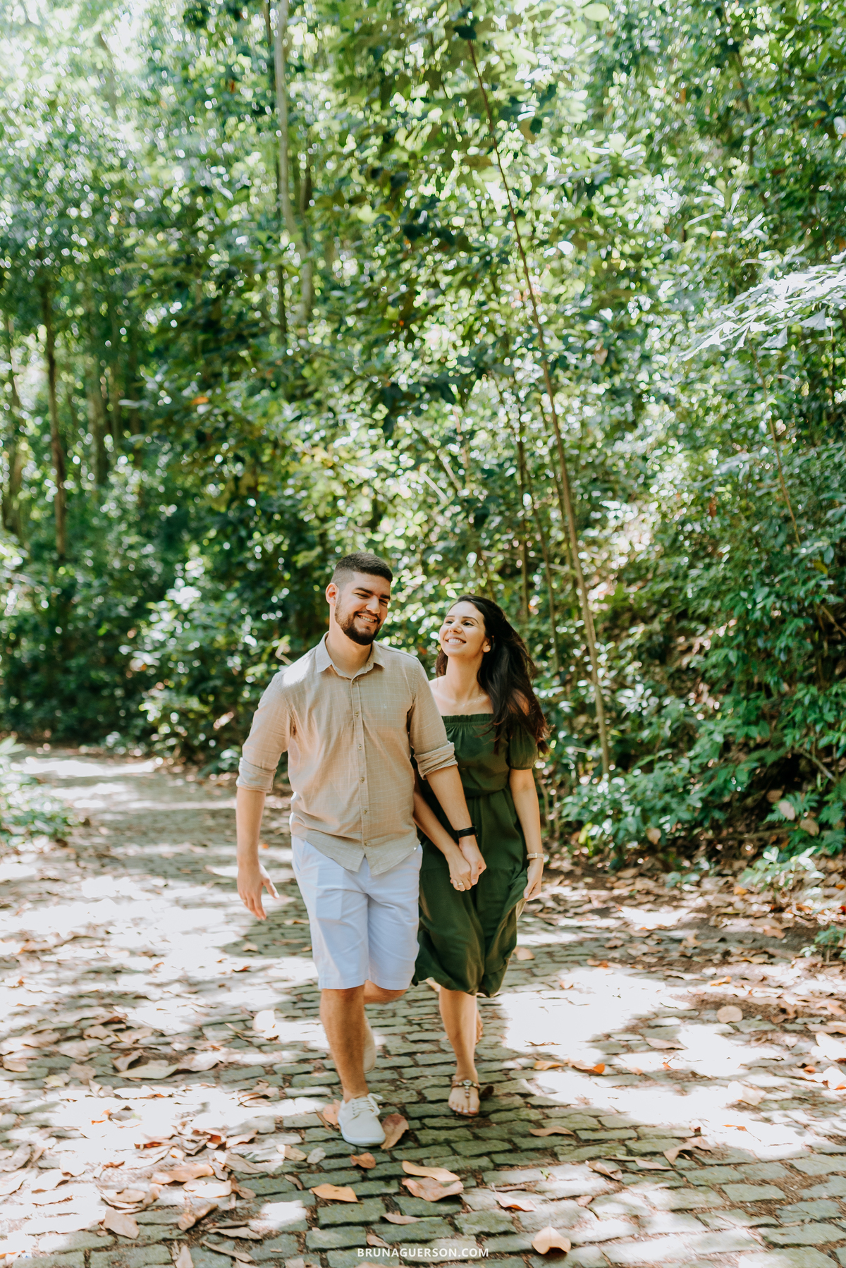ensaio de casal Rio de Janeiro externo parque lage fotografia rj ao ar livre natureza 