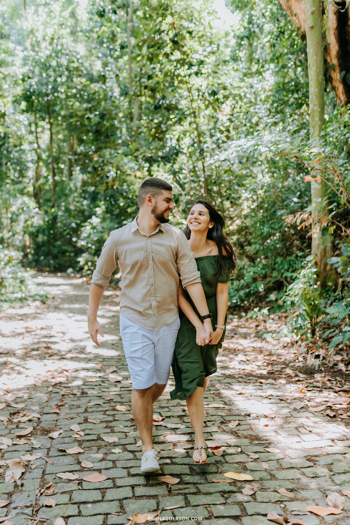 ensaio de casal Rio de Janeiro externo parque lage fotografia rj ao ar livre natureza 