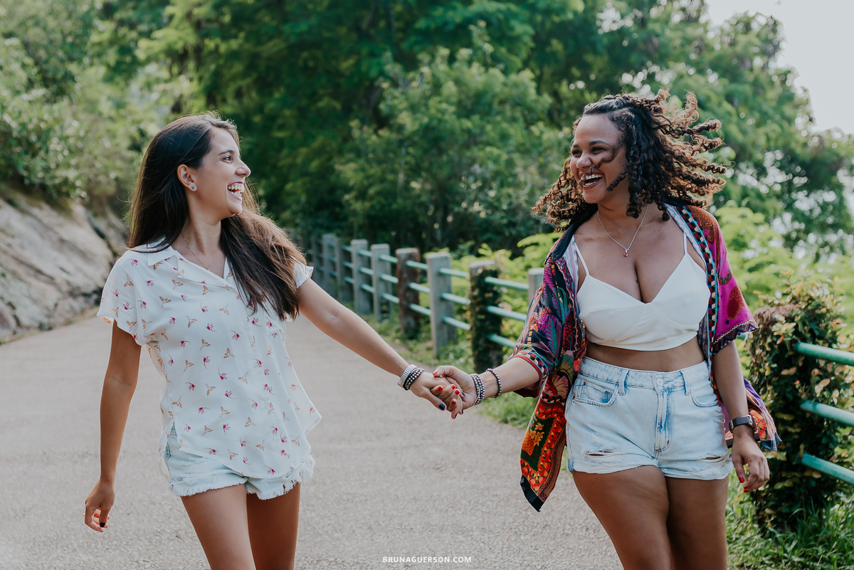 fotografia ensaio de casal externo Rio de Janeiro praia vermelha urca rj lgbt fotografa