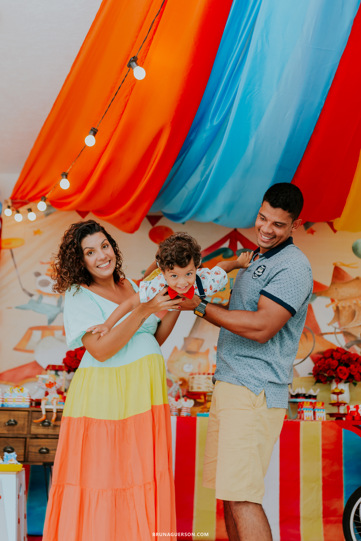 fotografa de familia fotografia festa infantil ao ar livre tema circo Rio de Janeiro 3 anos