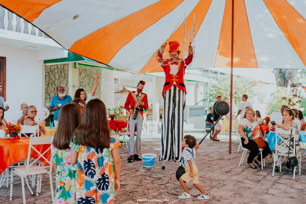 fotografa de familia fotografia festa infantil ao ar livre tema circo Rio de Janeiro 3 anos