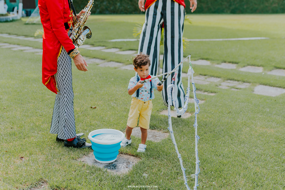 fotografa de familia fotografia festa infantil ao ar livre tema circo Rio de Janeiro 3 anos