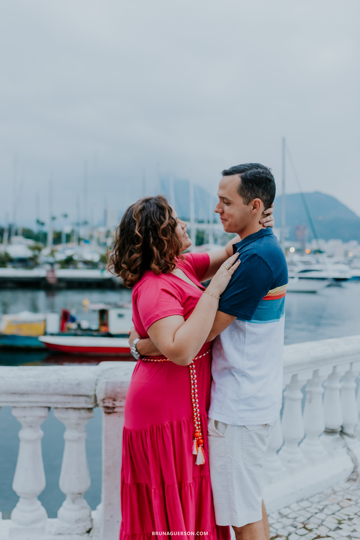 fotografia ensaio de casal externo mureta da urca praia vermelha Rio de Janeiro rj 
