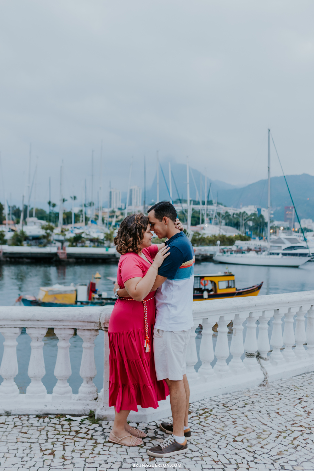 fotografia ensaio de casal externo mureta da urca praia vermelha Rio de Janeiro rj 