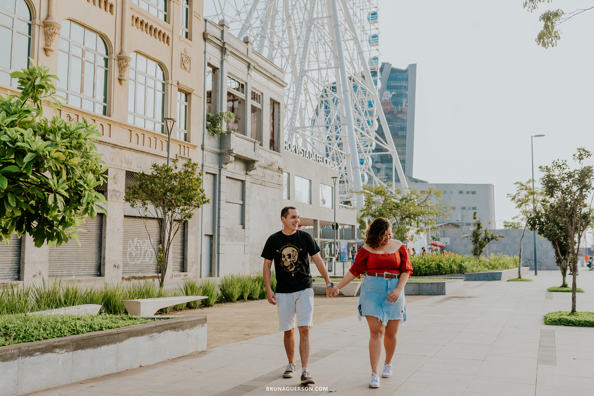 fotografia ensaio de casal externo boulevard olimpico centro Rio de Janeiro rj roda gigante