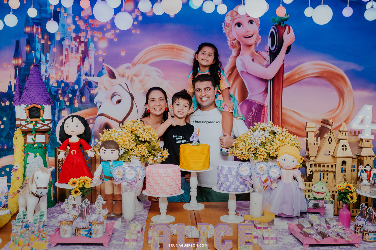 fotografia casa de festa espoleta buffet infantil 4 anos rapunzel menina