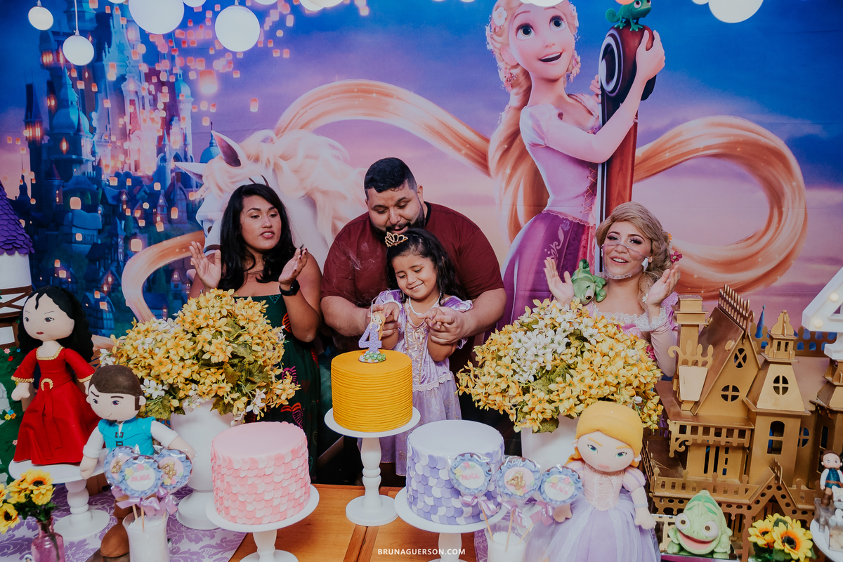 fotografia casa de festa espoleta buffet infantil 4 anos rapunzel menina