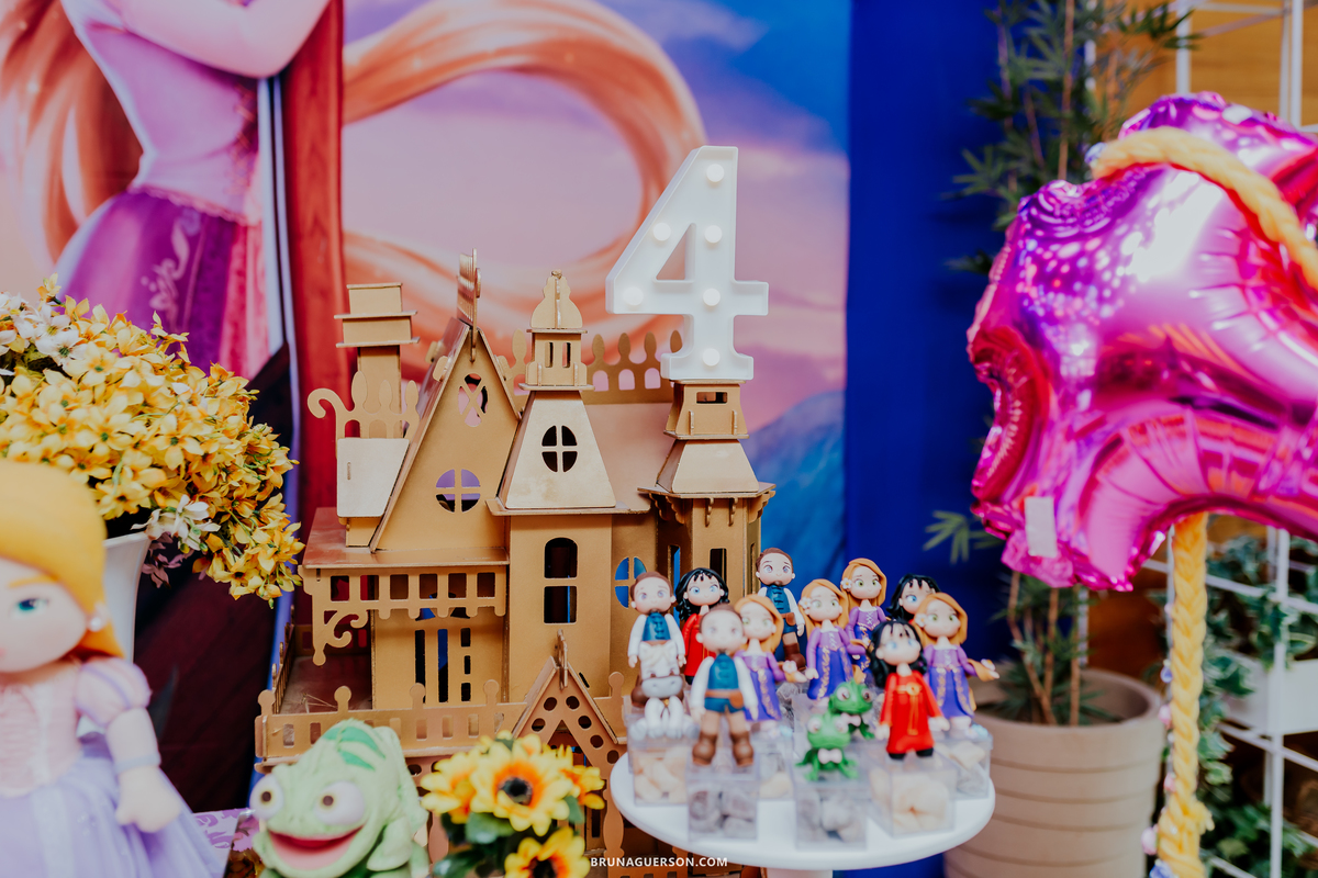 fotografia casa de festa espoleta buffet infantil 4 anos rapunzel menina
