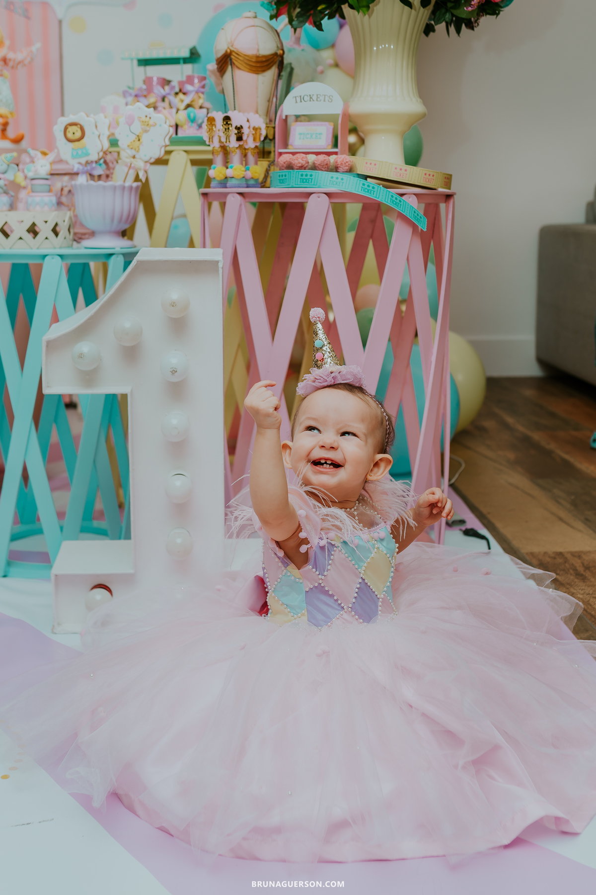 fotografia festa infantil menina 1 ano circo Icarai rio de janeiro niteroi