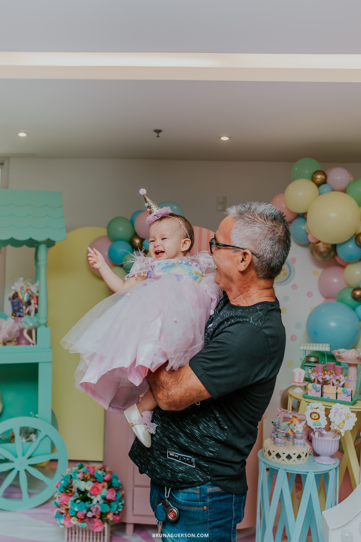 fotografia festa infantil menina 1 ano circo Icarai rio de janeiro niteroi