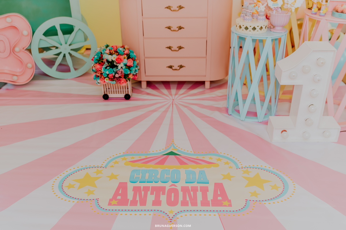 fotografia festa infantil menina 1 ano circo Icarai rio de janeiro niteroi