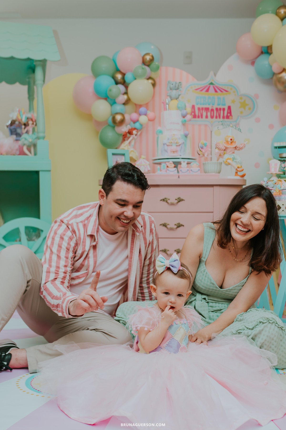 fotografia festa infantil menina 1 ano circo Icarai rio de janeiro niteroi