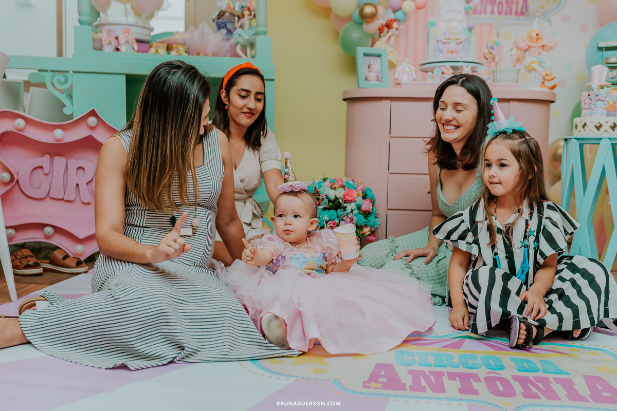 fotografia festa infantil menina 1 ano circo Icarai rio de janeiro niteroi