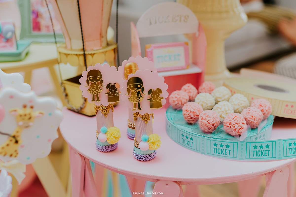 fotografia festa infantil menina 1 ano circo Icarai rio de janeiro niteroi