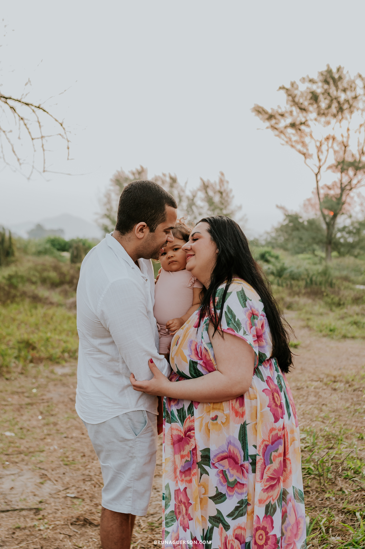 fotografia fotografa ensaio familia gestante praia da reserva ilha 3 Rio de Janeiro 