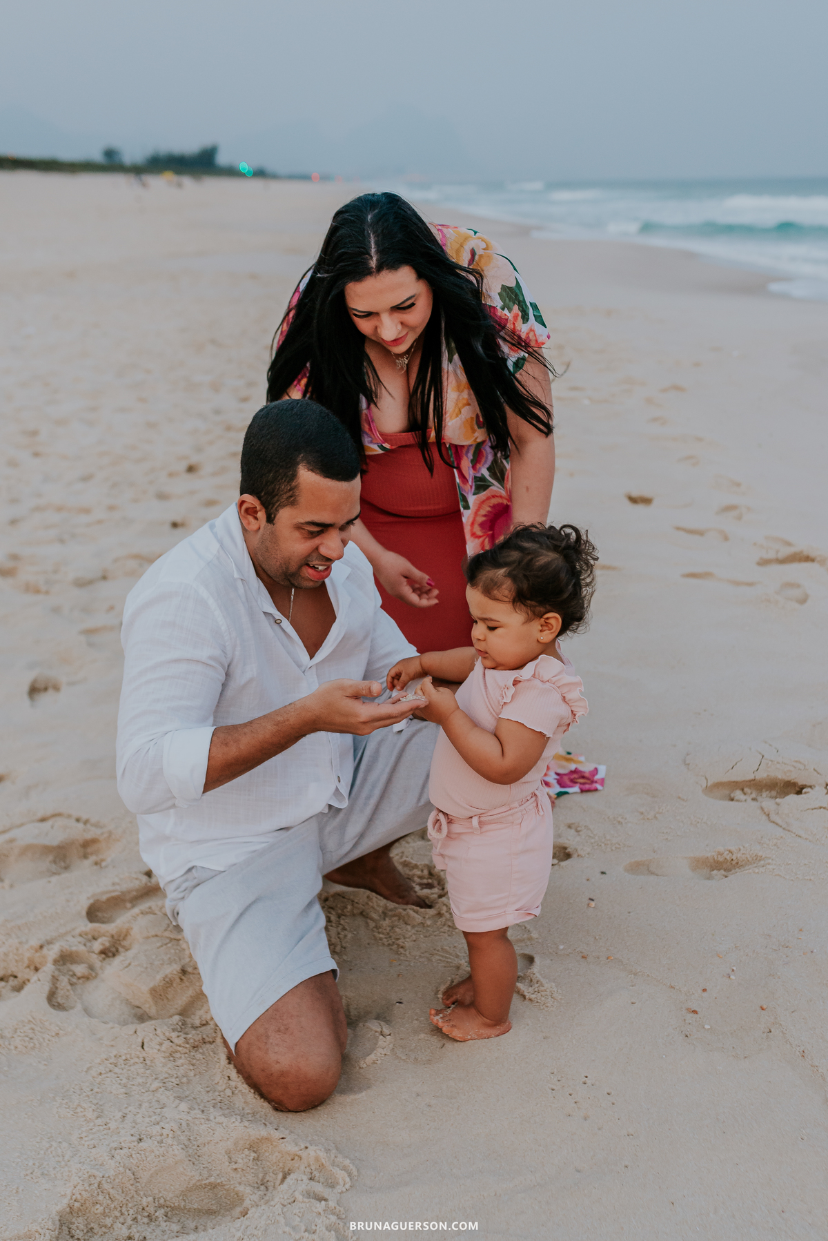 fotografia fotografa ensaio familia gestante praia da reserva ilha 3 Rio de Janeiro 