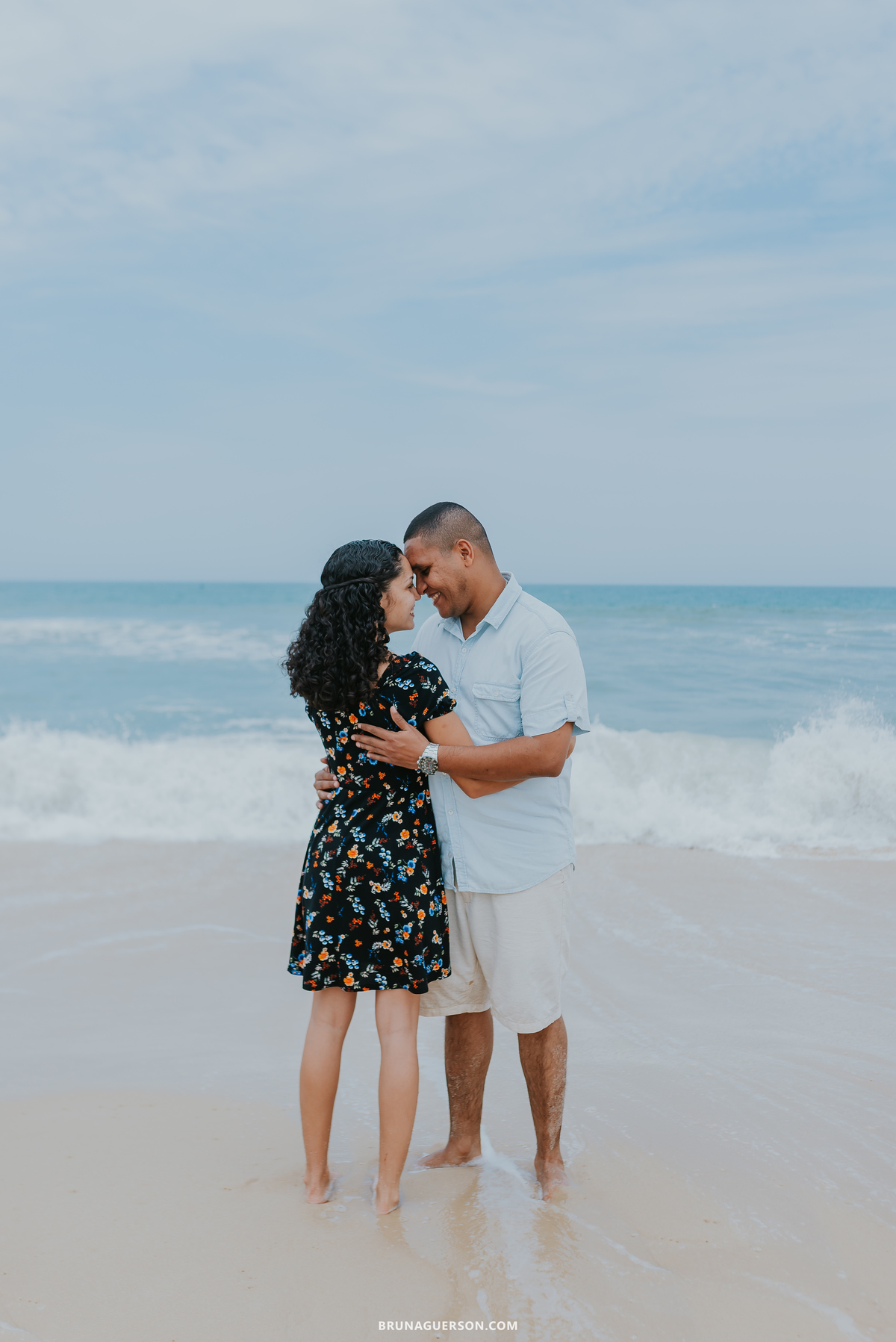 ensaio de casal sessão externa praia ilha 3 recreio dos bandeirantes rj fotografa fotografia 