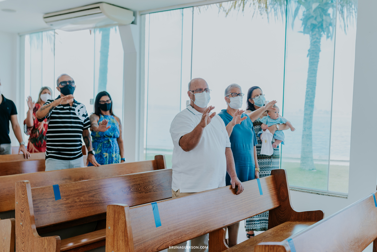 fotografia fotografa batizado capela nossa senhora das graças rio de janeiro ilha do governador rj 