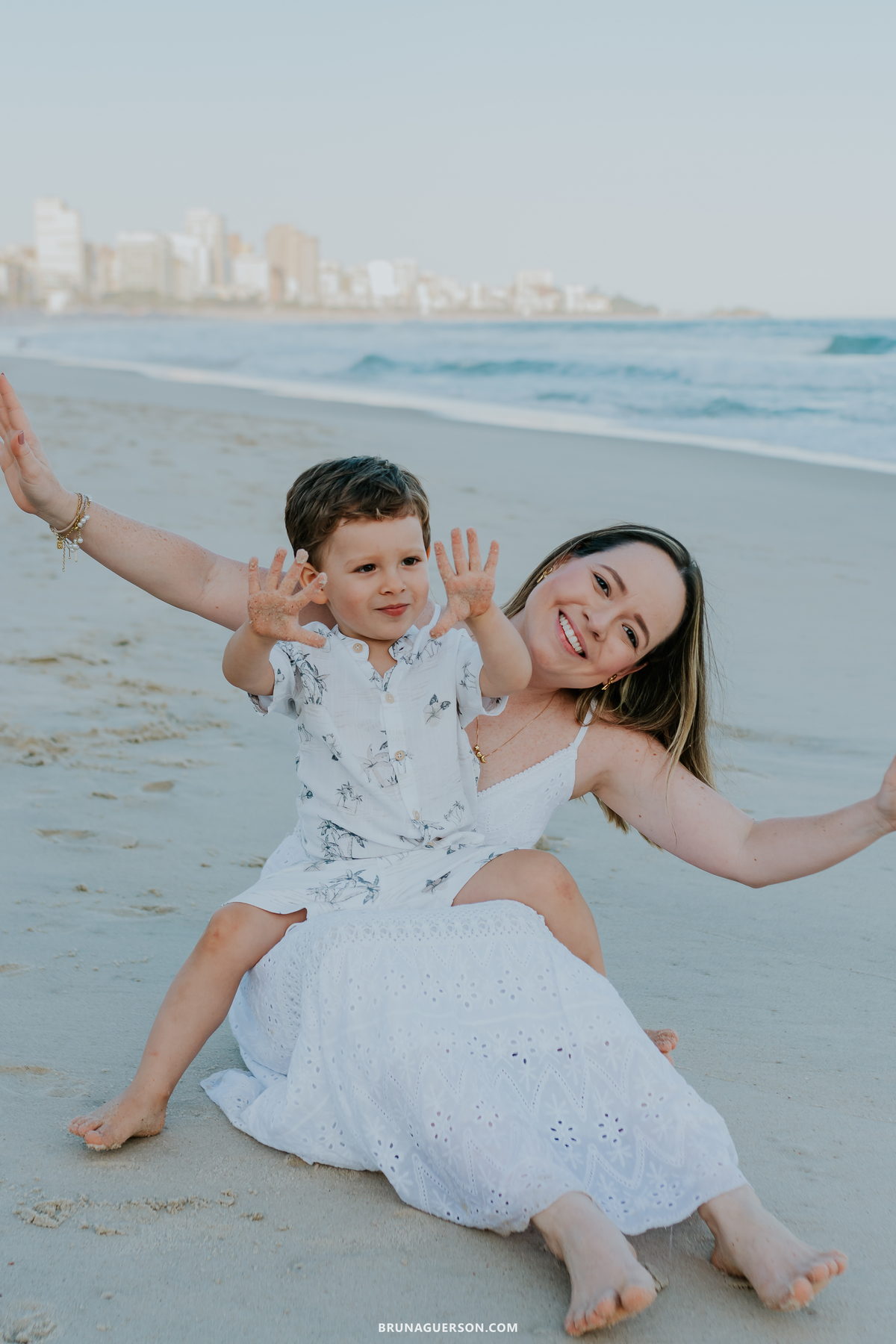 fotografia ensaio familia Leblon praia Rio de Janeiro ao ar livre 
