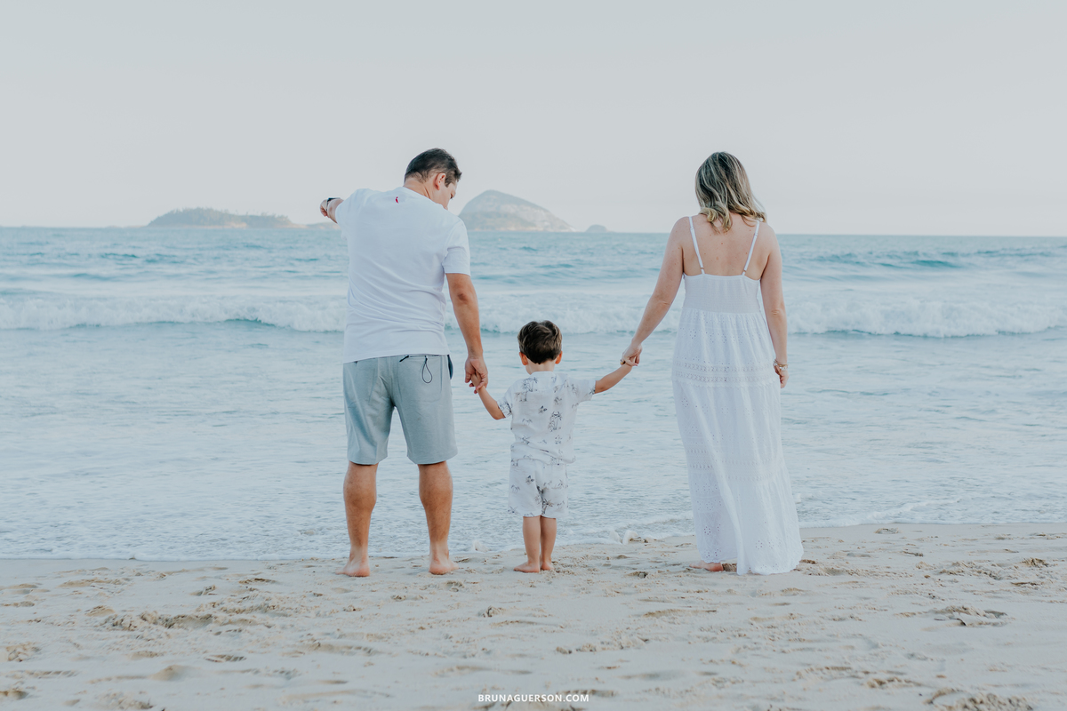 fotografia ensaio familia Leblon praia Rio de Janeiro ao ar livre 