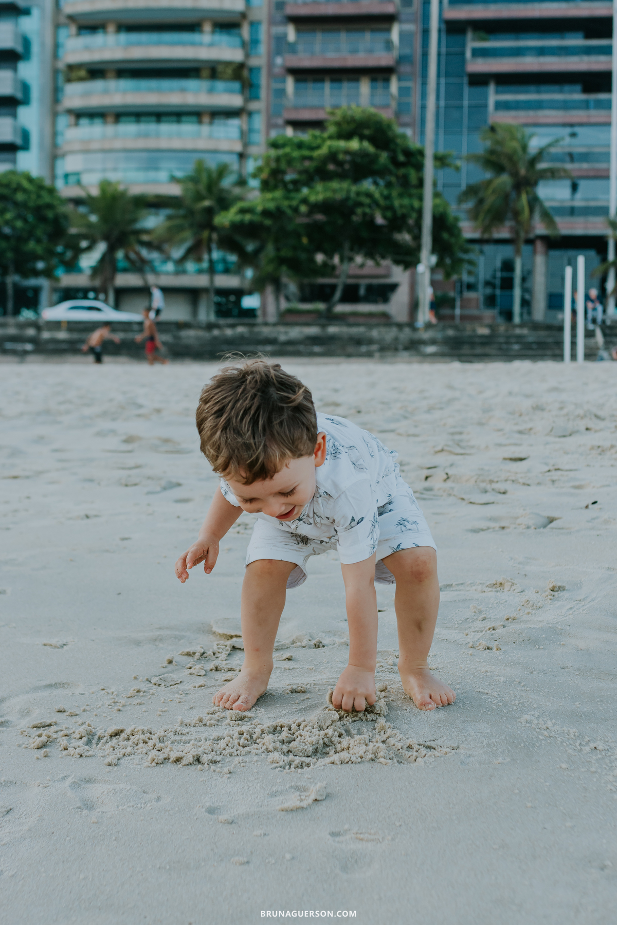 fotografia ensaio familia Leblon praia Rio de Janeiro ao ar livre 