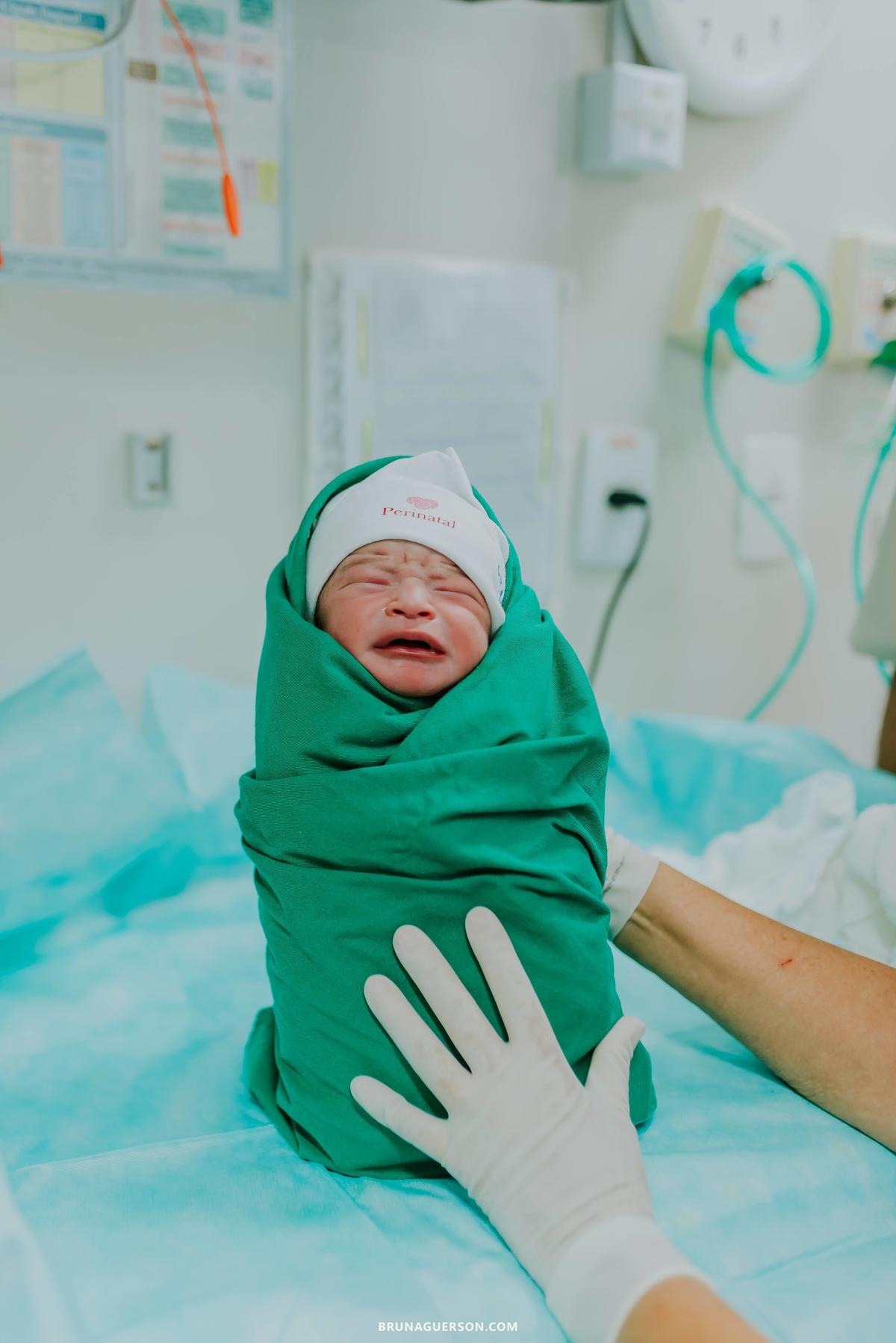 fotografia nascimento parto perinatal barra da Tijuca Rio de Janeiro cesarea heitor