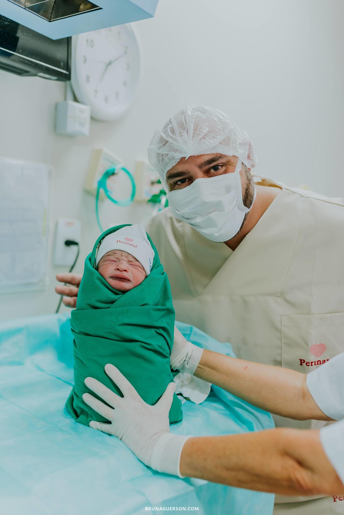 fotografia nascimento parto perinatal barra da Tijuca Rio de Janeiro cesarea heitor