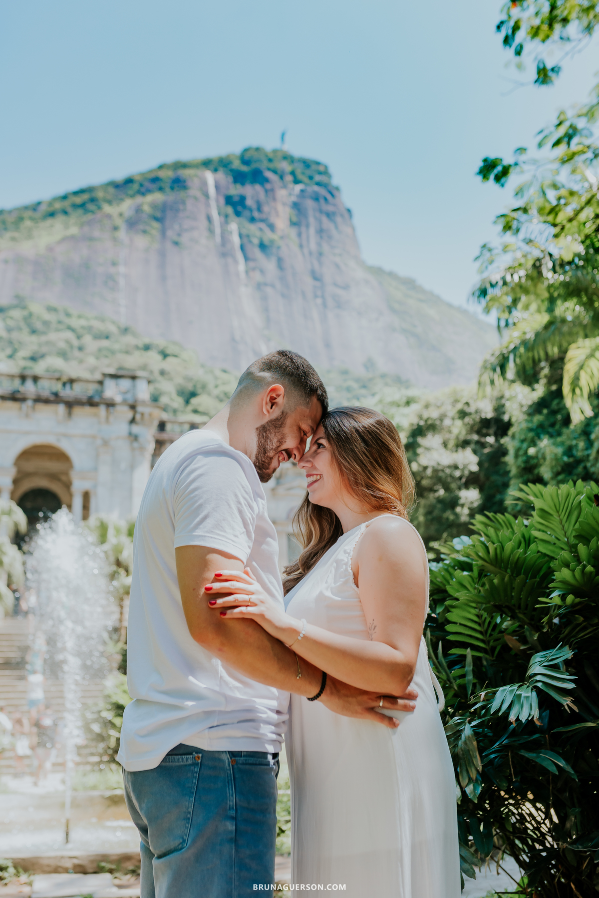 ensaio de casal Parque Lage rj fotografia pedido noivado supresa Rio de Janeiro 