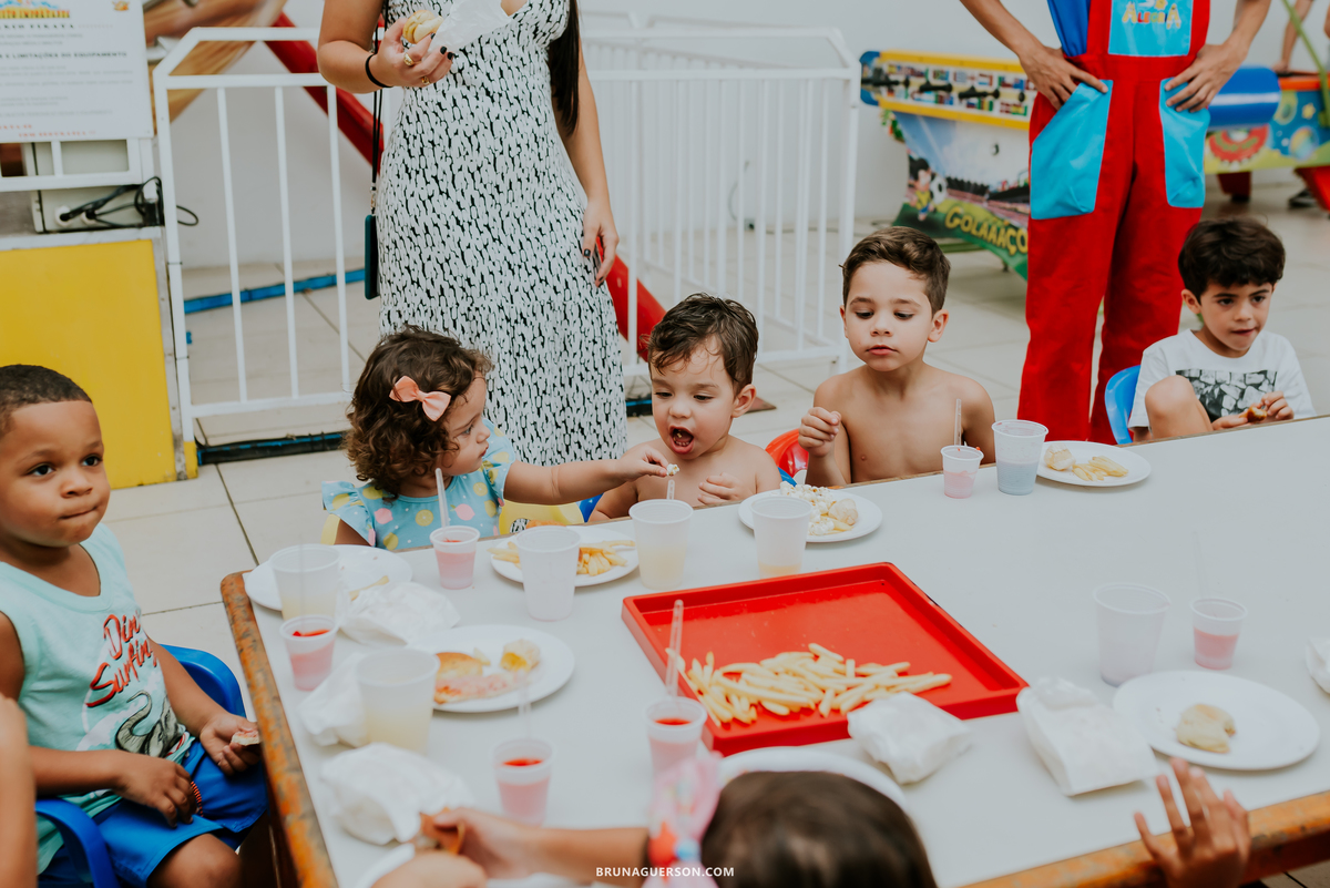 fotografia festa infantil Jacarepaguá meu pe de jacaranda tema futebol Rio de Janeiro 