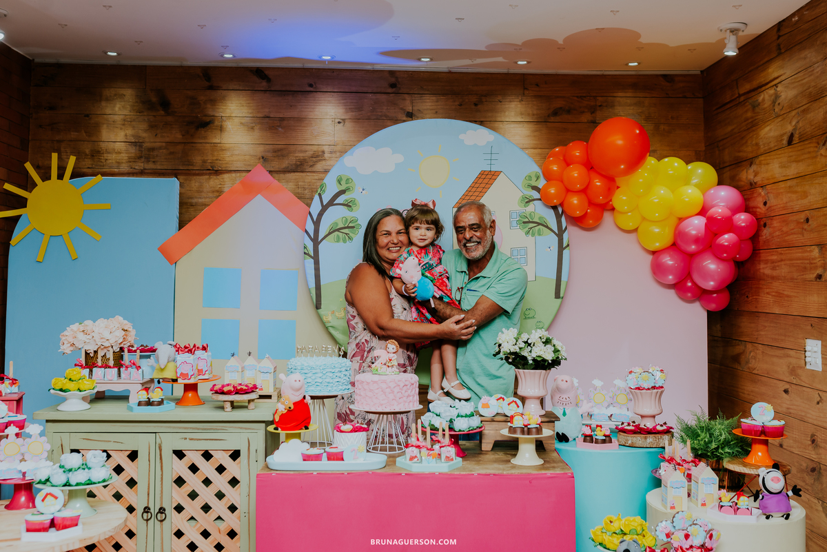fotografia festa infantil casa de festas mundo da lua tijuca rio de janeiro peppa 2 anos Laura 