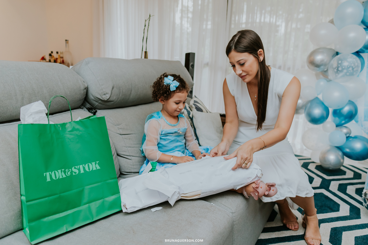 fotografia festa infantil tijuca Rio de Janeiro frozen thais 3 anos em casa