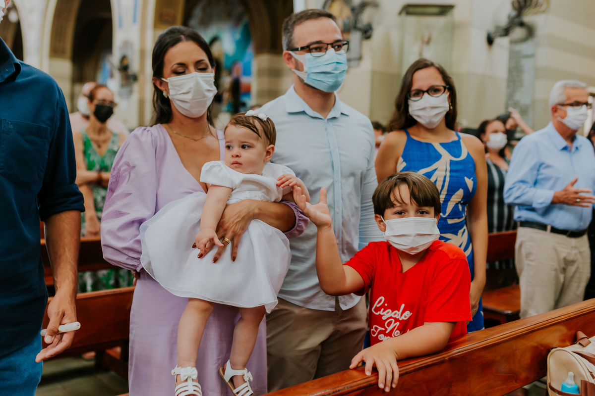 batizado igreja capuchinhos fotografia tijuca Rio de Janeiro Isadora fotografa familia rj 
