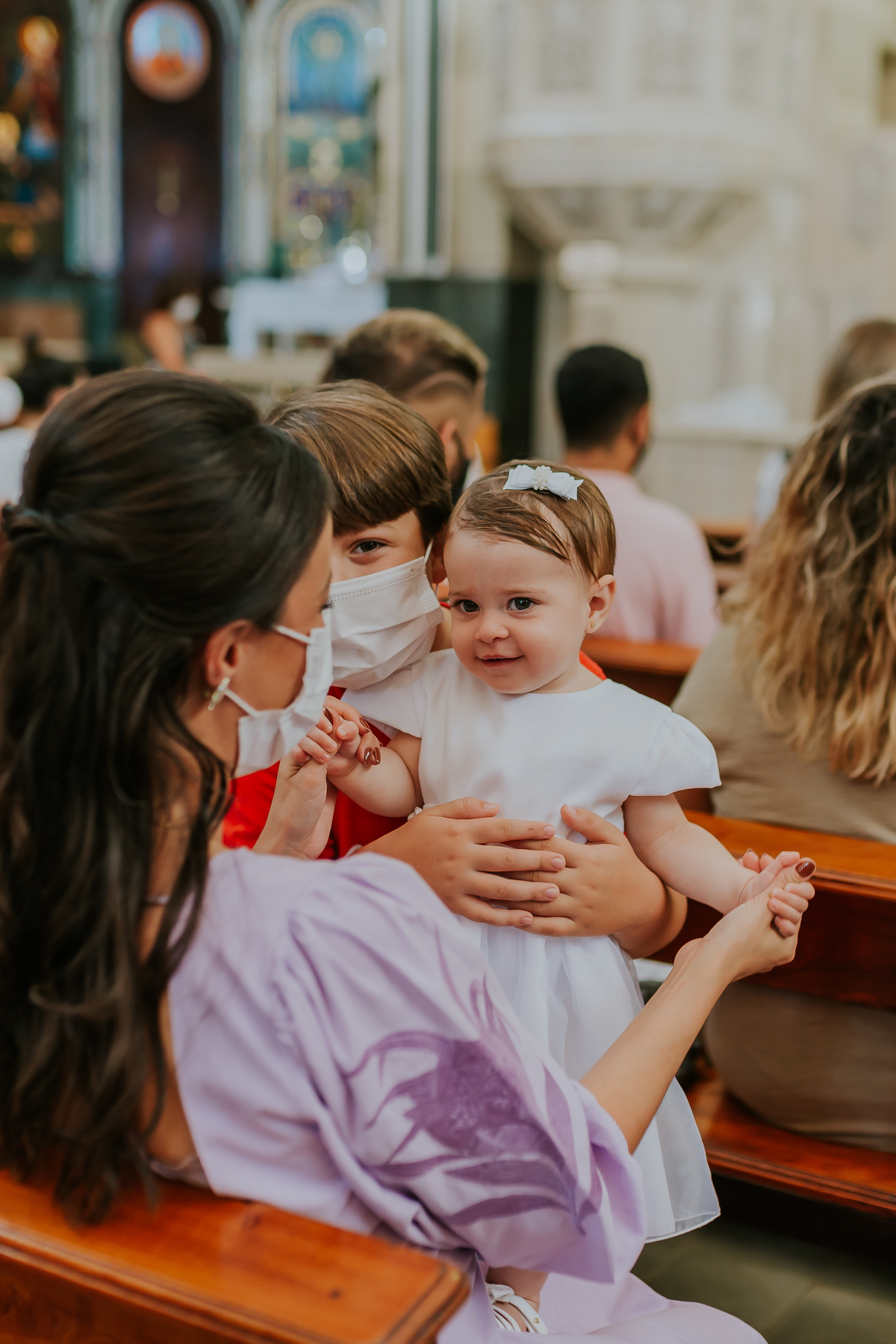 batizado igreja capuchinhos fotografia tijuca Rio de Janeiro Isadora fotografa familia rj 
