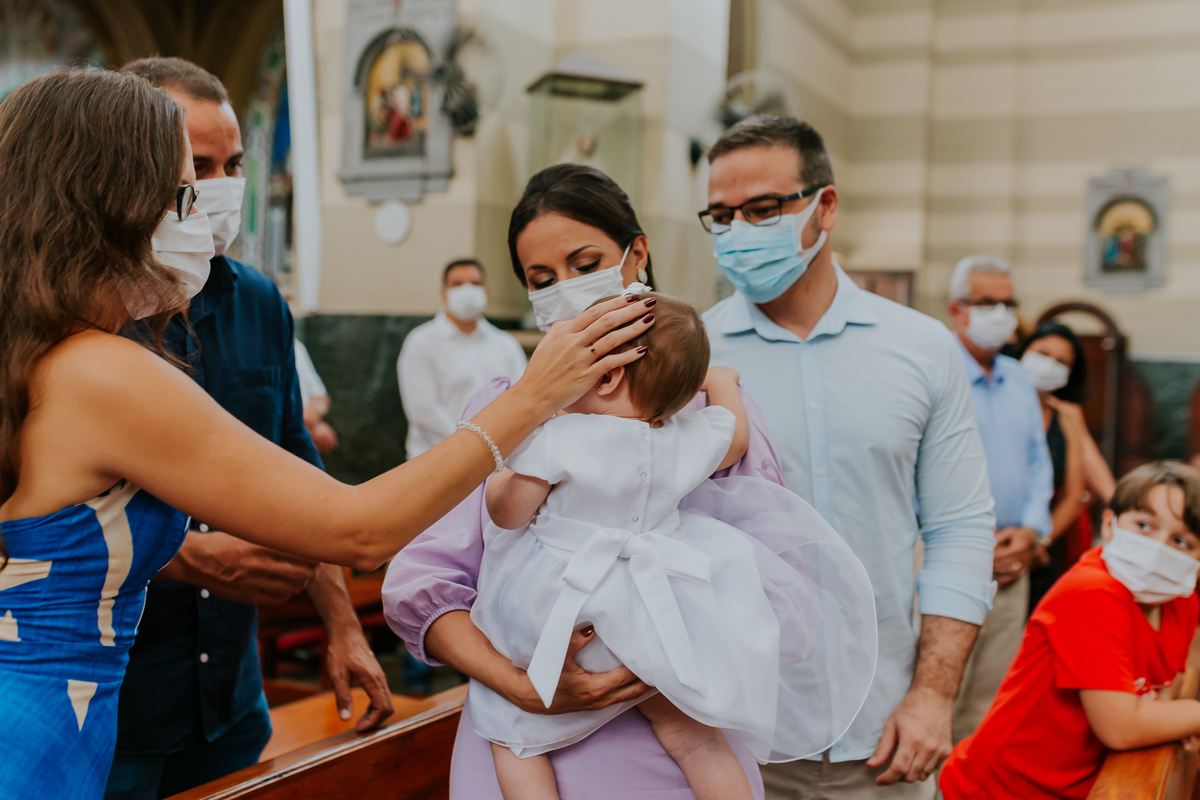 batizado igreja capuchinhos fotografia tijuca Rio de Janeiro Isadora fotografa familia rj 