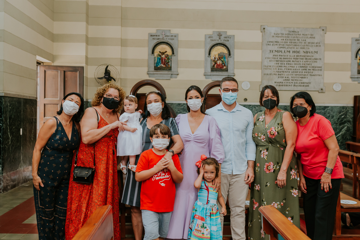 batizado igreja capuchinhos fotografia tijuca Rio de Janeiro Isadora fotografa familia rj 