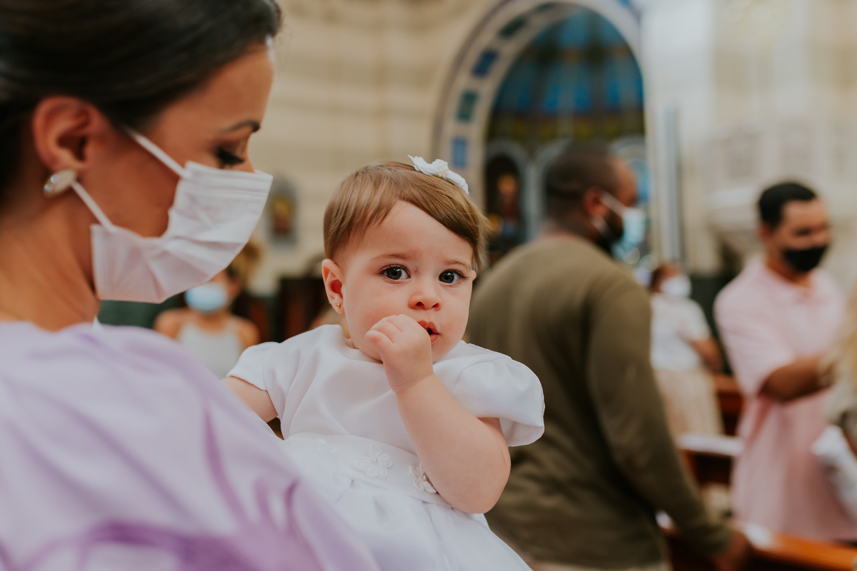 batizado igreja capuchinhos fotografia tijuca Rio de Janeiro Isadora fotografa familia rj 