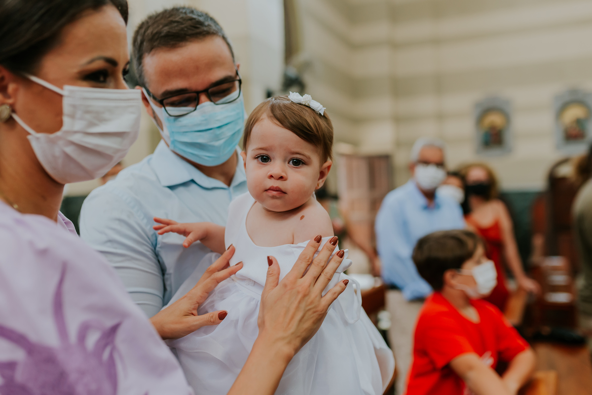 batizado igreja capuchinhos fotografia tijuca Rio de Janeiro Isadora fotografa familia rj 
