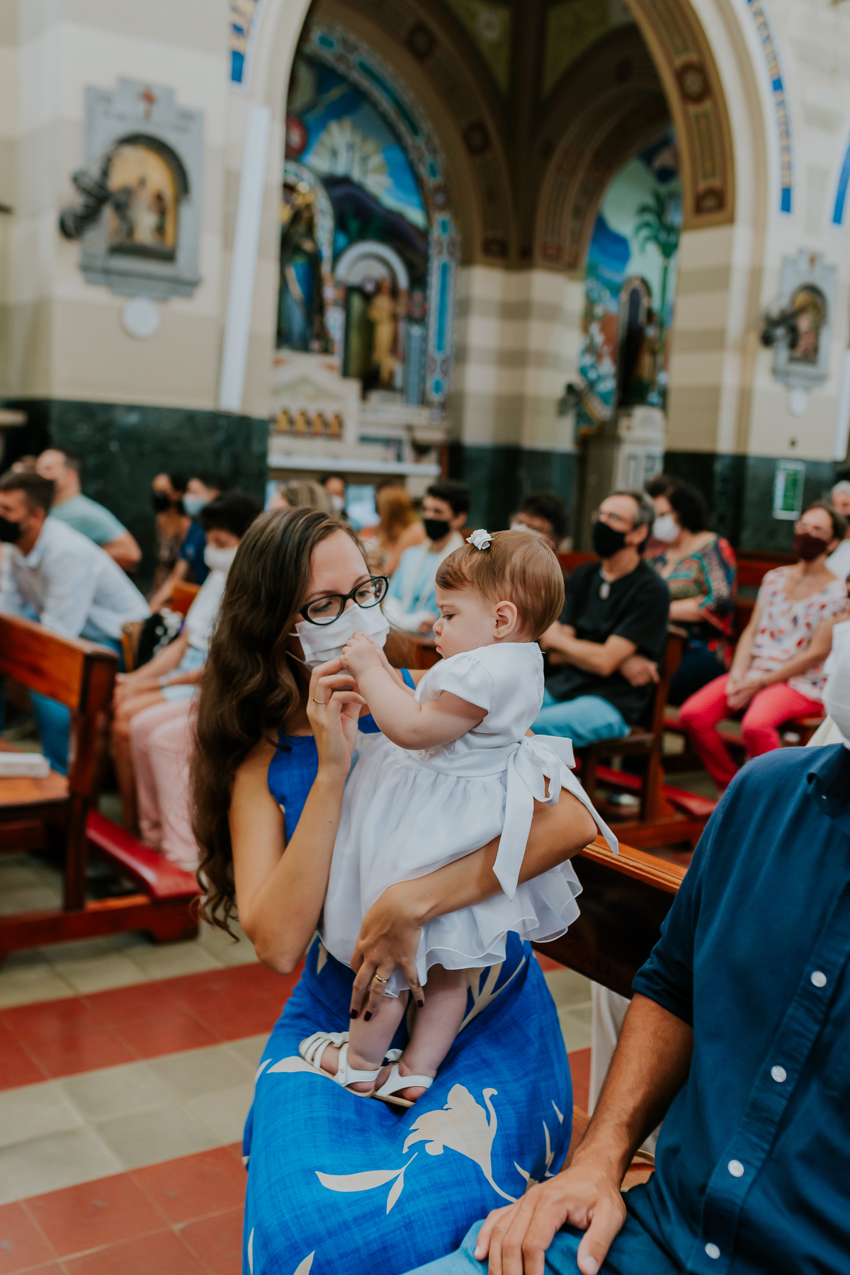 batizado igreja capuchinhos fotografia tijuca Rio de Janeiro Isadora fotografa familia rj 