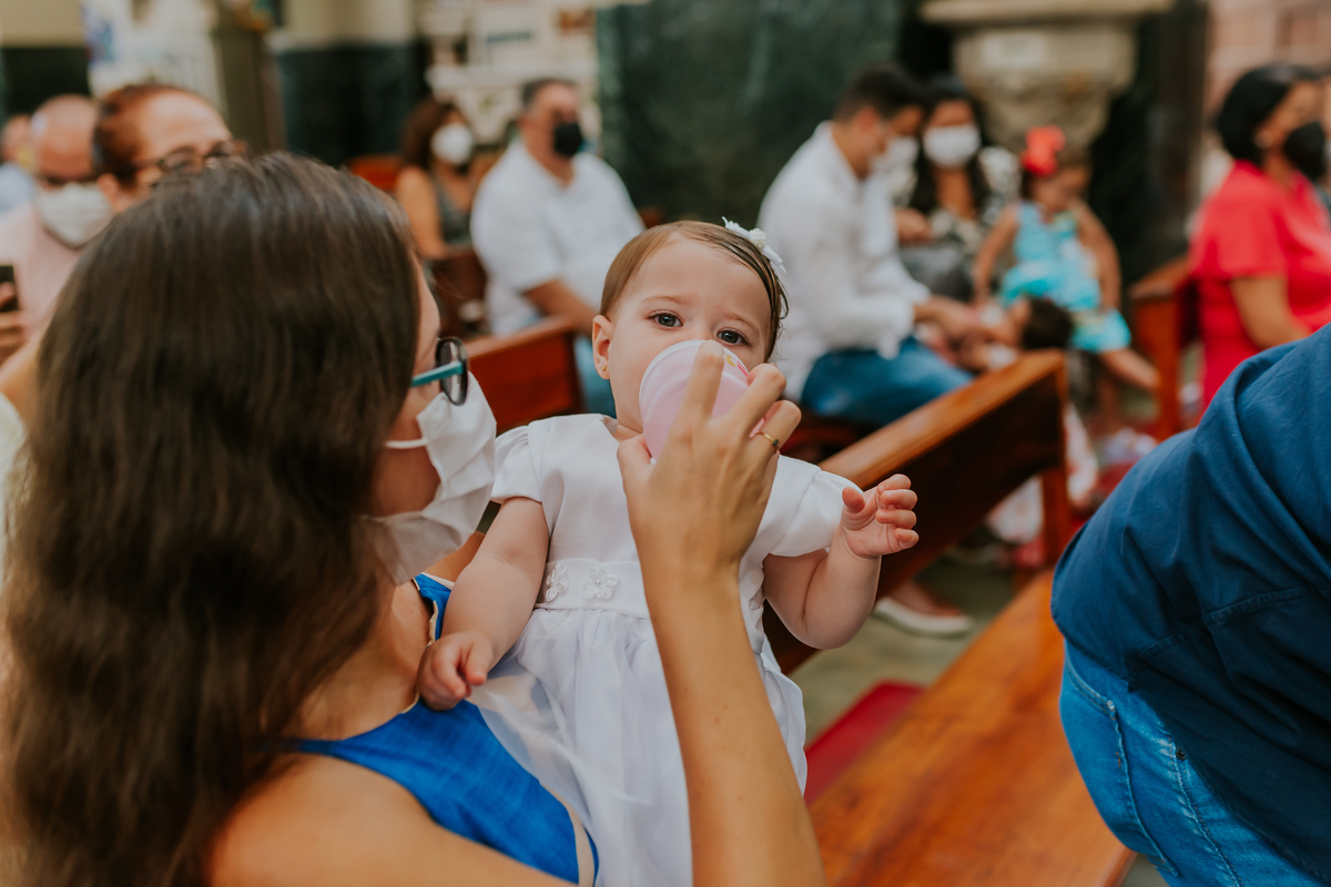 batizado igreja capuchinhos fotografia tijuca Rio de Janeiro Isadora fotografa familia rj 