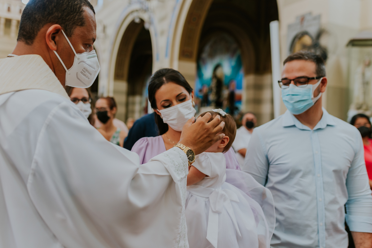 batizado igreja capuchinhos fotografia tijuca Rio de Janeiro Isadora fotografa familia rj 