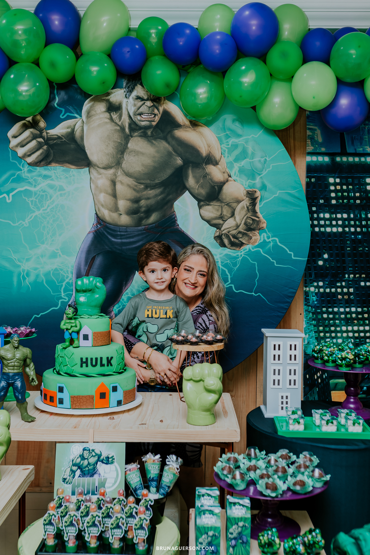 fotografia festa infantil casa de festas uni uni te Rio de Janeiro barra da tijuca lucas 5 anos hulk
