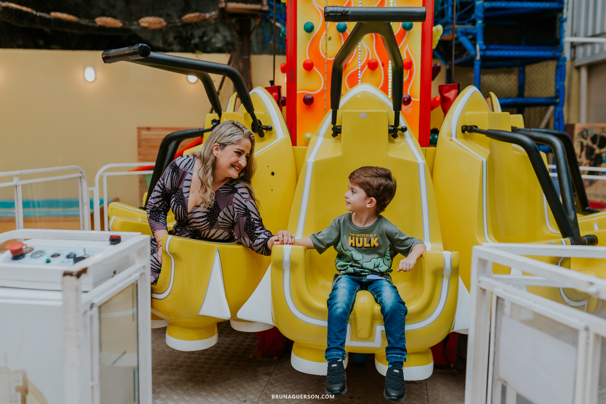 fotografia festa infantil casa de festas uni uni te Rio de Janeiro barra da tijuca lucas 5 anos hulk