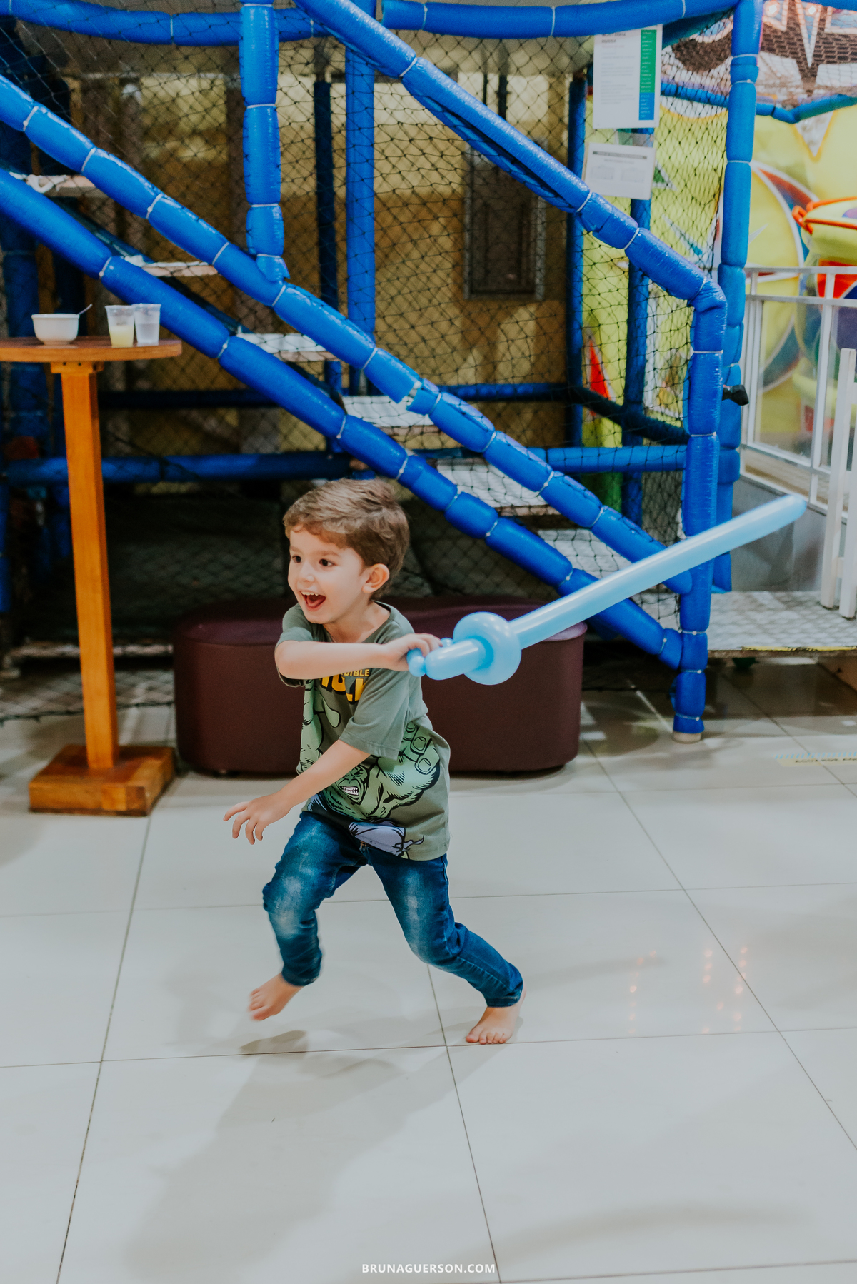 fotografia festa infantil casa de festas uni uni te Rio de Janeiro barra da tijuca lucas 5 anos hulk