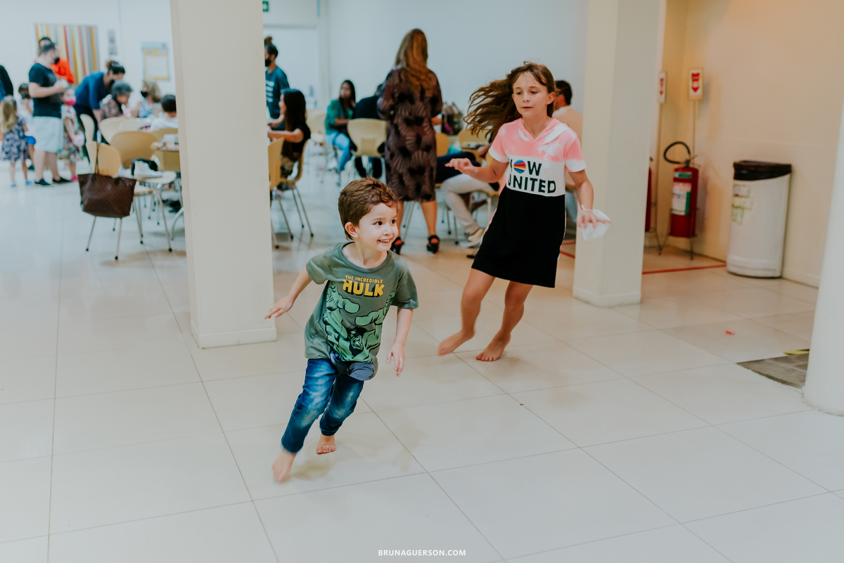 fotografia festa infantil casa de festas uni uni te Rio de Janeiro barra da tijuca lucas 5 anos hulk