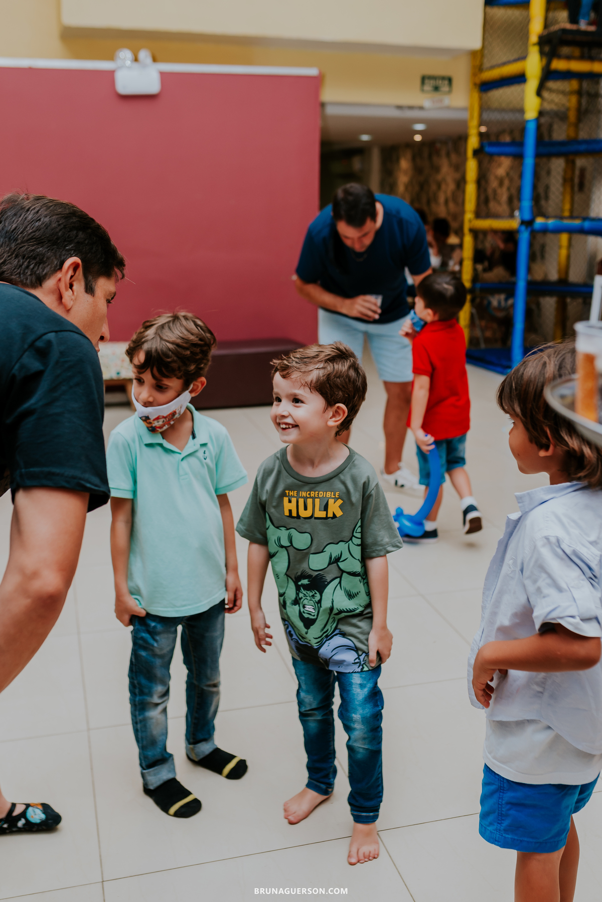 fotografia festa infantil casa de festas uni uni te Rio de Janeiro barra da tijuca lucas 5 anos hulk