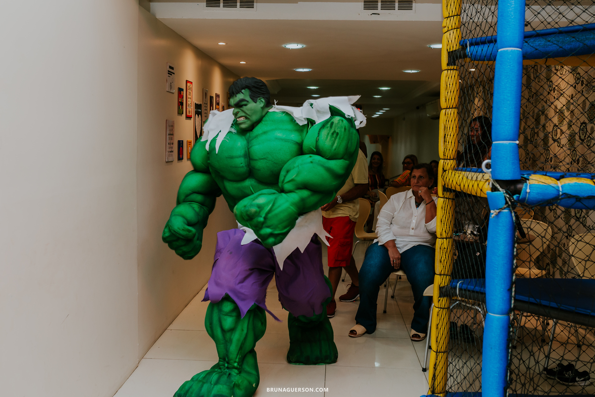 fotografia festa infantil casa de festas uni uni te Rio de Janeiro barra da tijuca lucas 5 anos hulk