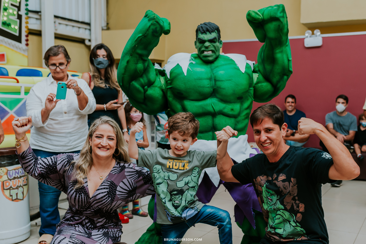 fotografia festa infantil casa de festas uni uni te Rio de Janeiro barra da tijuca lucas 5 anos hulk