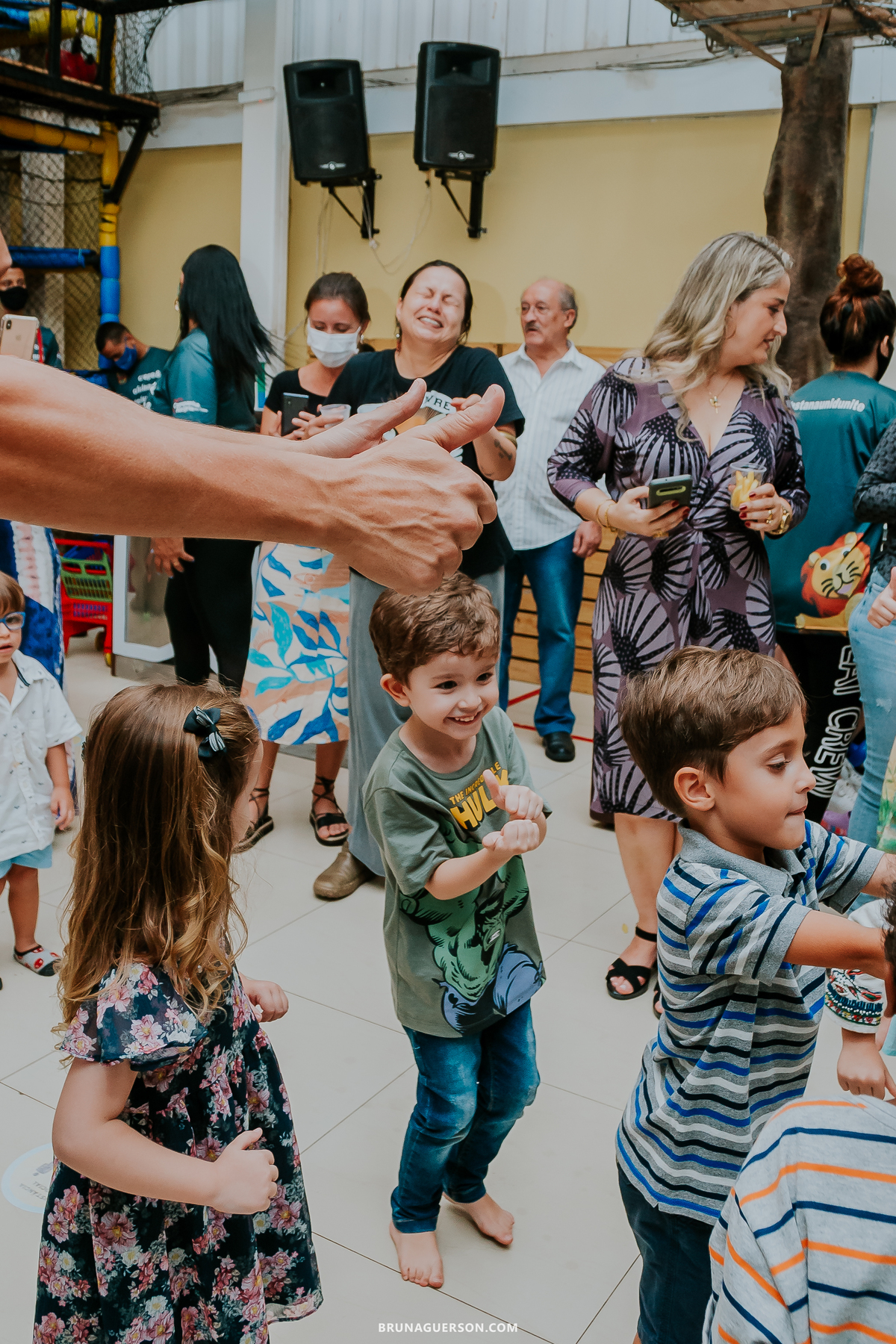 fotografia festa infantil casa de festas uni uni te Rio de Janeiro barra da tijuca lucas 5 anos hulk